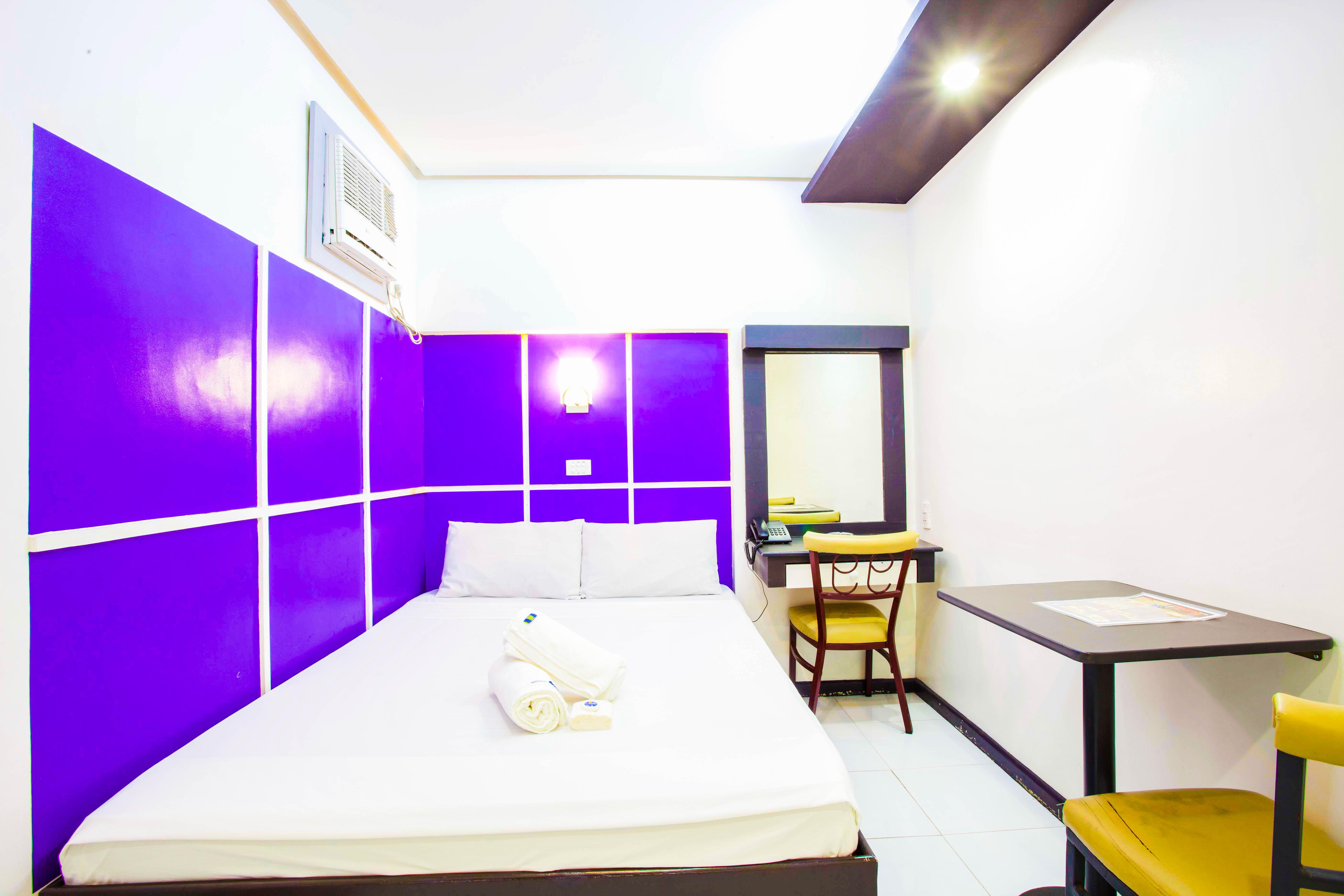 Hotel 99 Cubao 2*