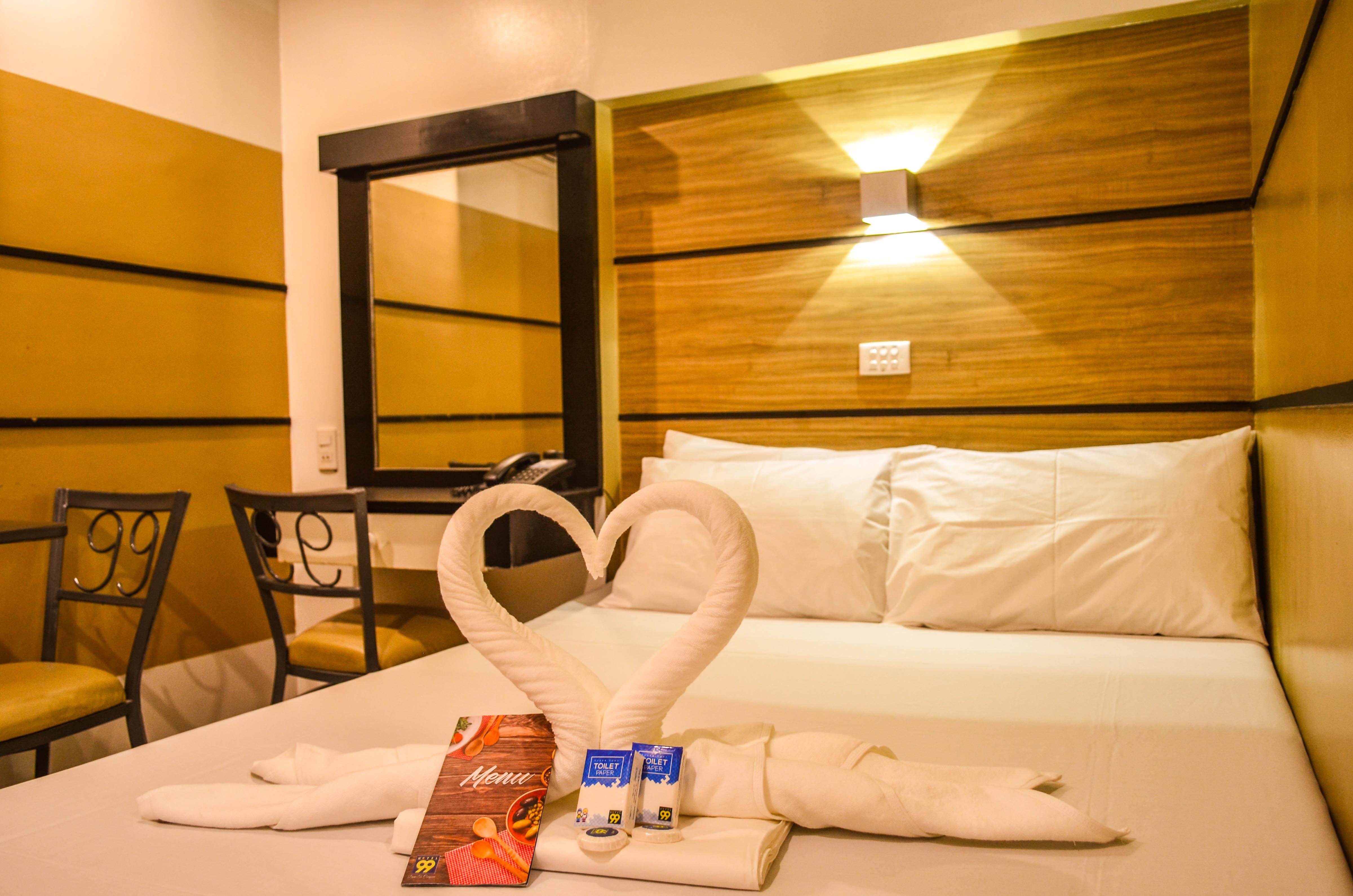 99 Cubao 2* Quezon City