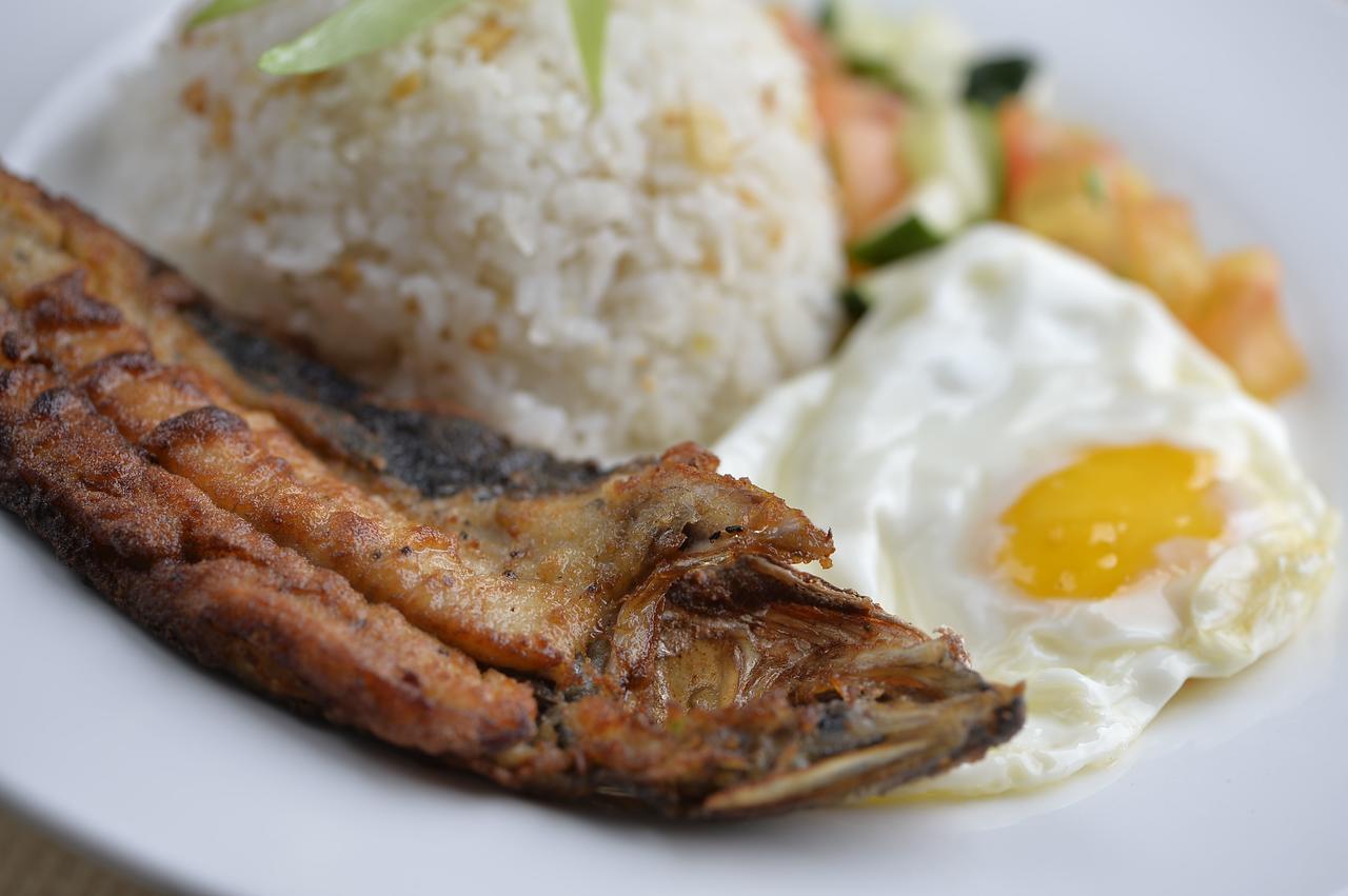 99 Cubao Hotel 2*