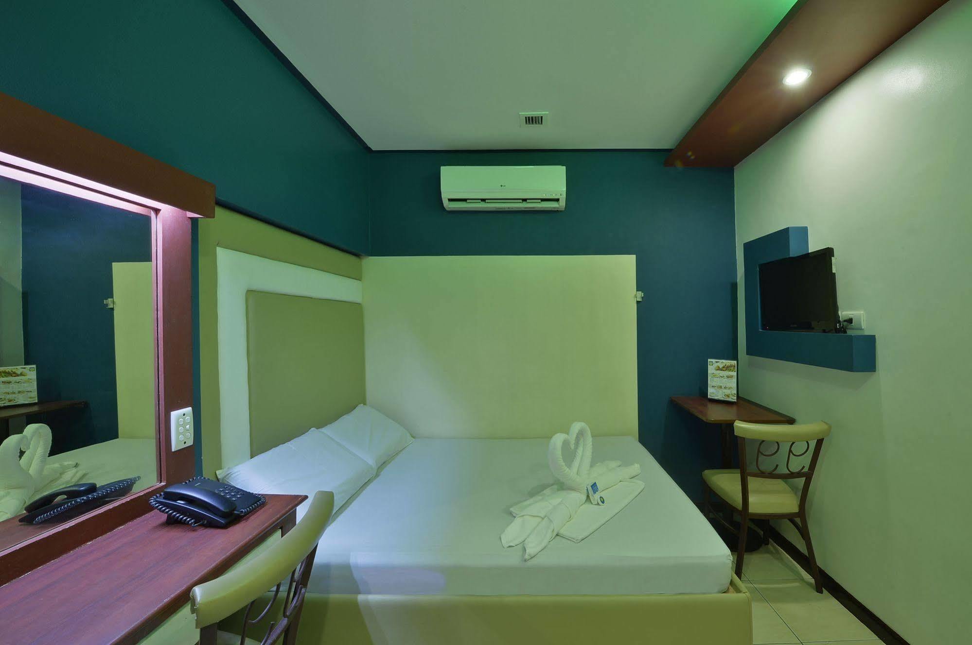 Hotel 99 Cubao