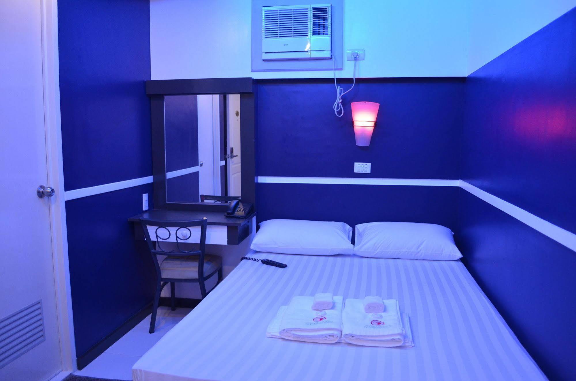 Hotel 99 Cubao